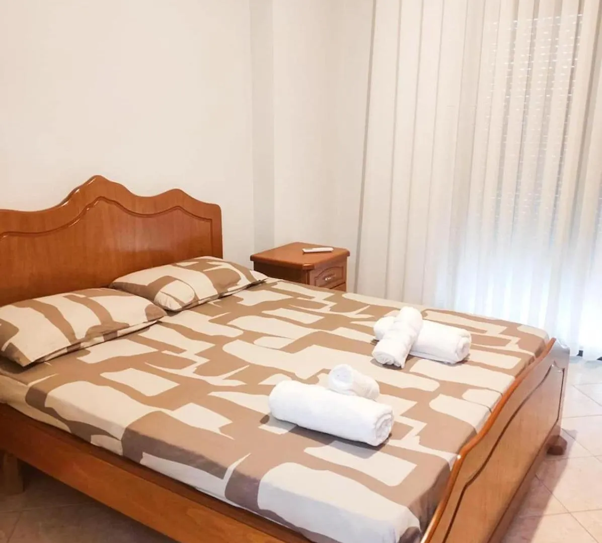 Klara'S Apartment Φιέρι 0*,